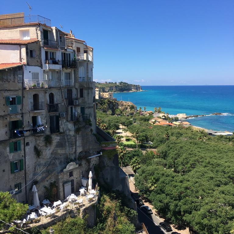 Apartment With Sea View Tropea Exterior photo